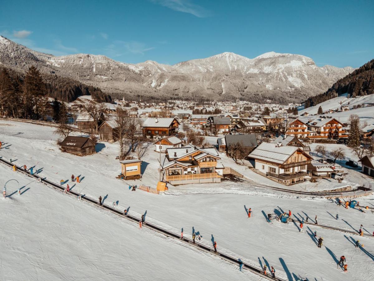 Bergkristall Gosau Bagian luar foto